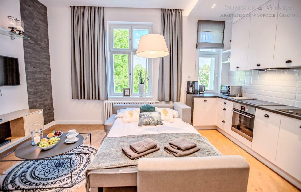 Family Luxury Wonder Heaven Apartment, 50m To M Cassino, First With 3 Badrooms&studio, Second With 2 Badrooms&studio, Parking W Cenie Apartament