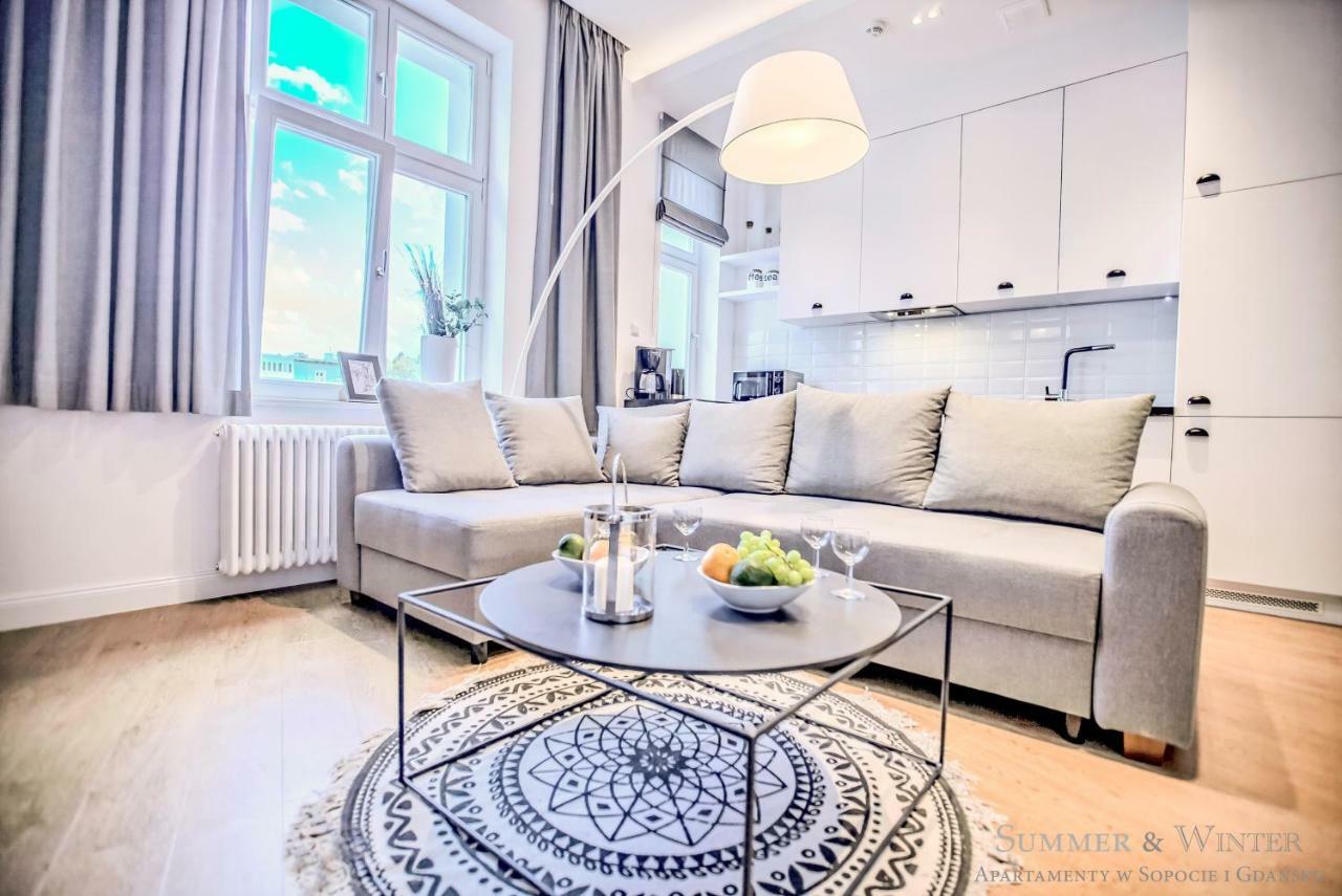 Apartament Family Luxury Wonder Heaven Apartment, 50m To M Cassino, First With 3 Badrooms&studio, Second With 2 Badrooms&studio, Parking W Cenie